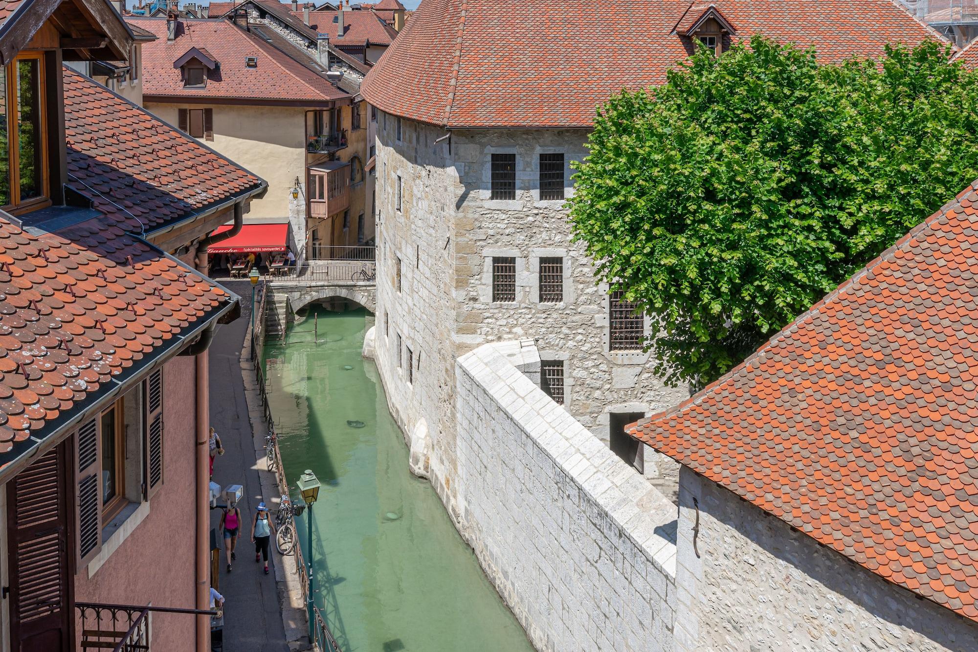 Hotel Du Palais De L'Isle Annecy Esterno foto